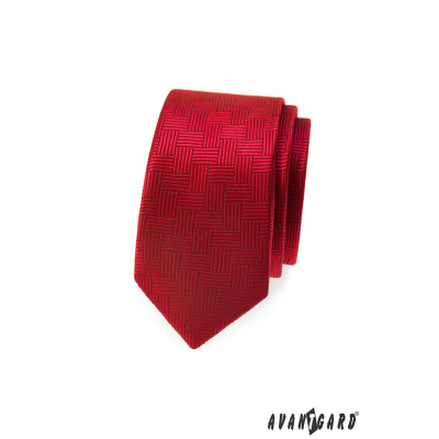 Rote schmale Krawatte mit gestrichelter Struktur