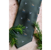 Grüne Krawatte für Jäger